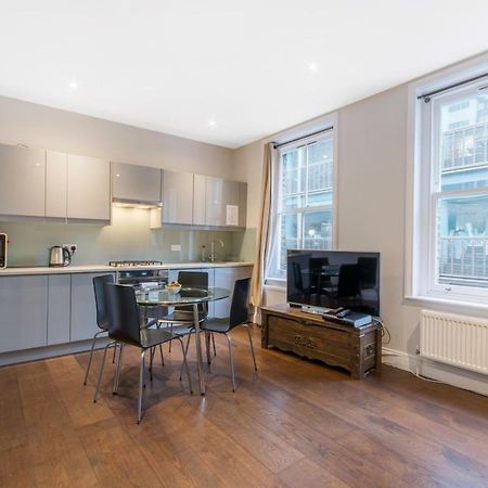 Stunning Soho Apartment ลอนดอน ภายนอก รูปภาพ
